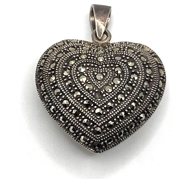 Vintage 40s Marcasite Heart Pendant Marked A 925 1.25 in - Picture 2 of 3